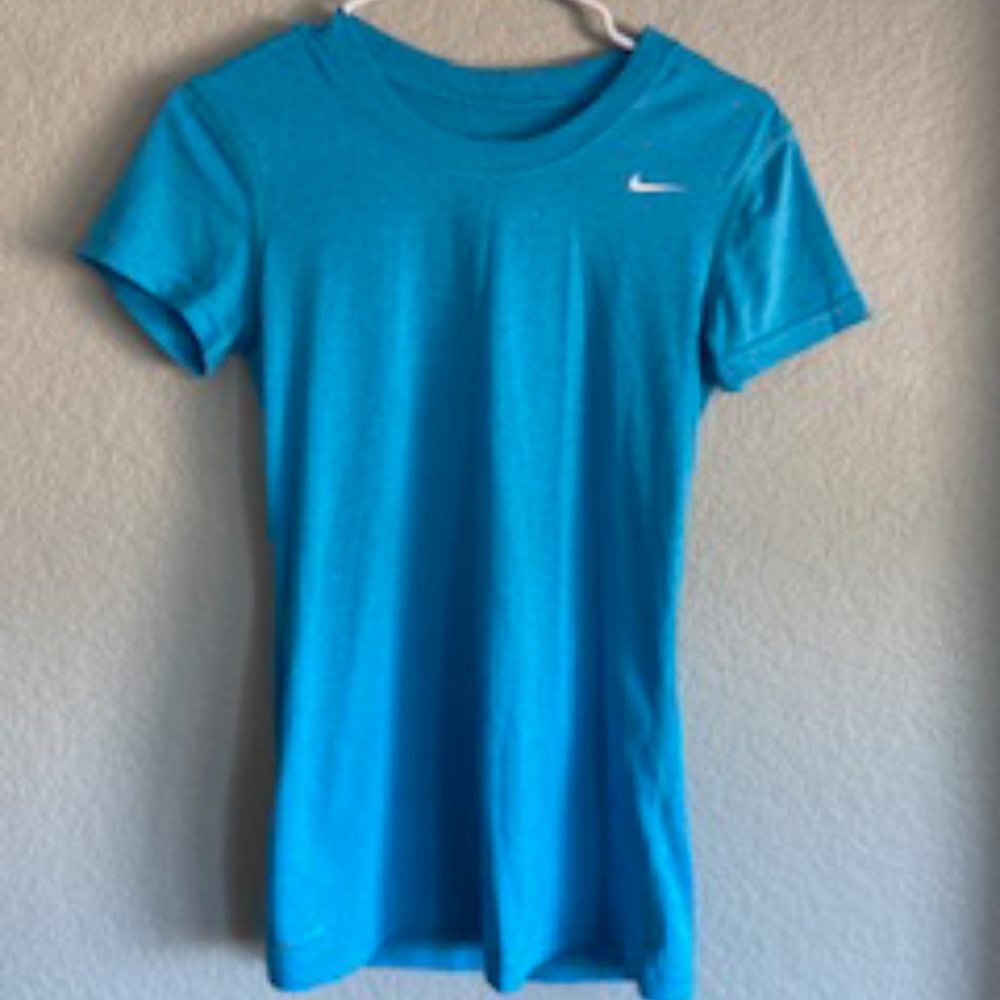 Nike Dri-Fit Exercise Top
